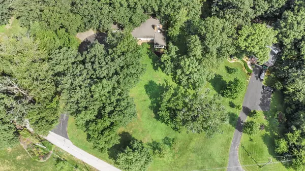 12222 Rambling RD, Homer Glen, IL 60491