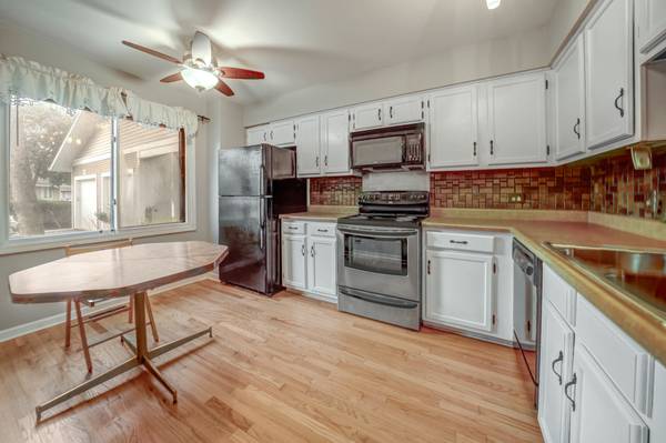 1113 E Randville DR, Palatine, IL 60074
