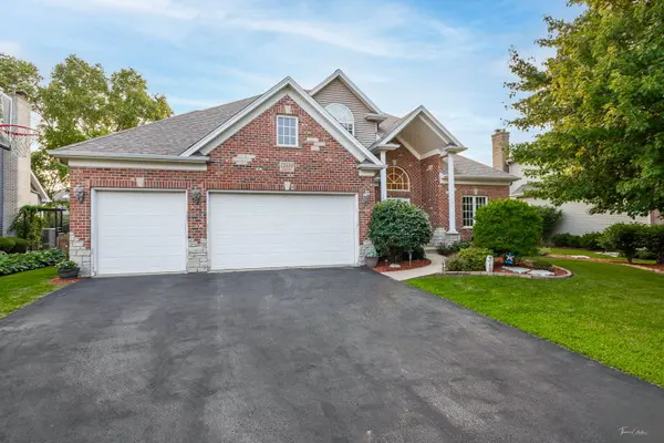 12534 Lily LN, Plainfield, IL 60585