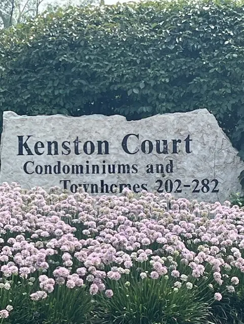 246 Kenston CT #246, Geneva, IL 60134