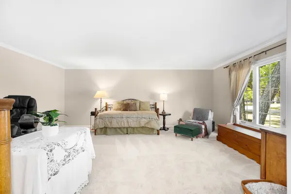873 Buttonwood CIR, Naperville, IL 60540