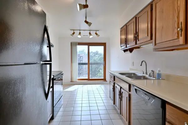 711 S River RD S #508, Des Plaines, IL 60016