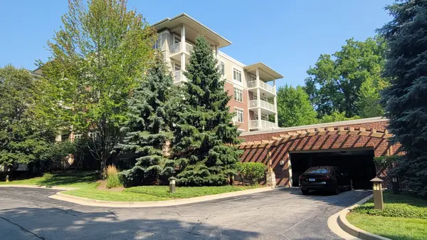425 Benjamin DR #409, Vernon Hills, IL 60061