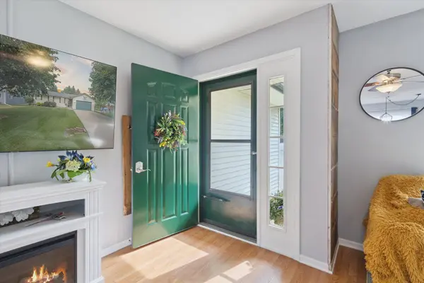 120 Tiffany LN, Cedarville, IL 61013