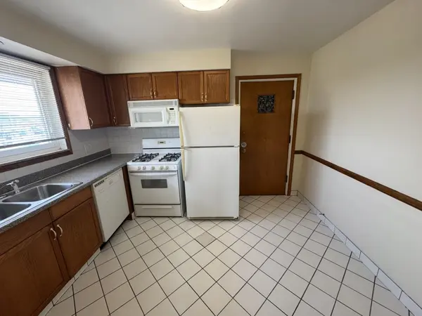 1535 Bonnie Brae PL #11, River Forest, IL 60305