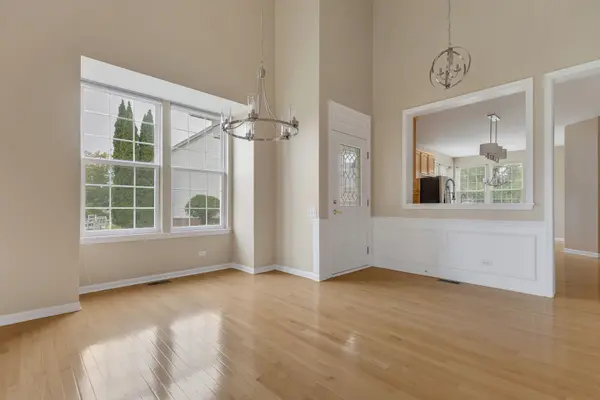 34 TWICKENHAM CT #34, Algonquin, IL 60102