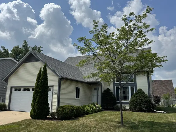 214 N Park BLVD, Streamwood, IL 60107
