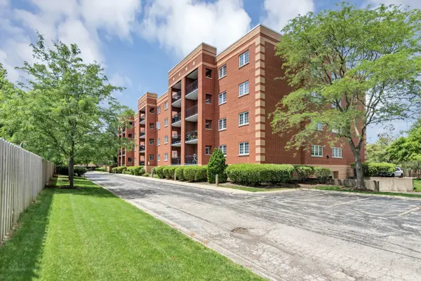 59 S Hale ST #402, Palatine, IL 60067
