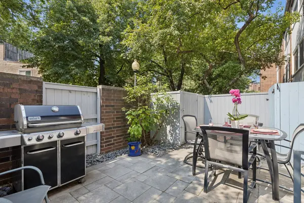 1818 N Sedgwick ST, Chicago, IL 60614