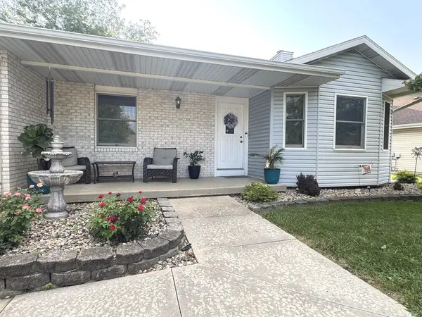 1581 Carver CIR, Bourbonnais, IL 60914