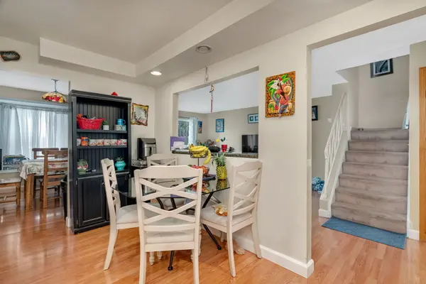 208 Porter LN #208, Bolingbrook, IL 60440