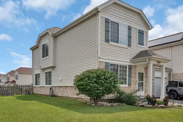 838 Daniel DR, Minooka, IL 60447