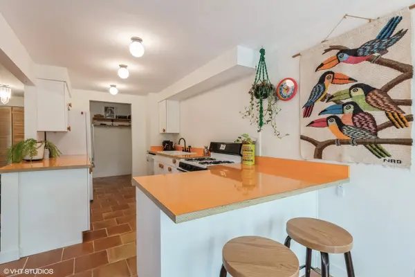 1600 W Chase AVE #3B, Chicago, IL 60626
