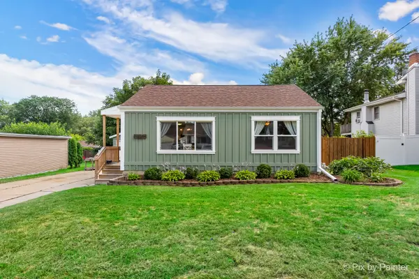 364 E Lincoln ST, Sycamore, IL 60178