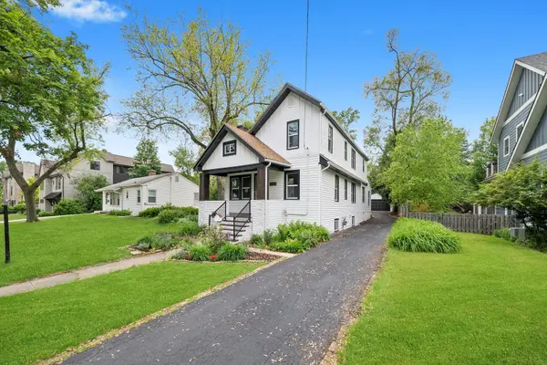 504 Newton AVE, Glen Ellyn, IL 60137