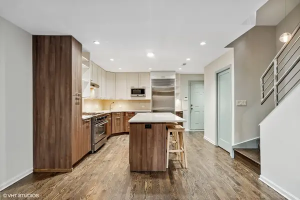 1904 N Mohawk ST #2, Chicago, IL 60614