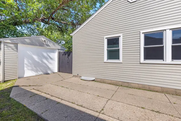 3015 Custer AVE, Rockford, IL 61101