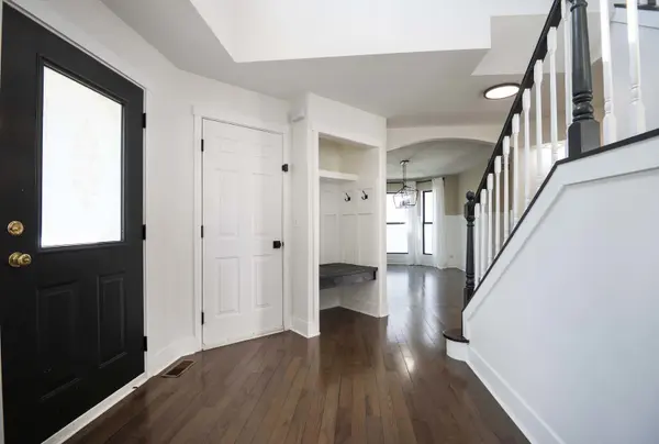 1536 Trails End LN, Bolingbrook, IL 60490