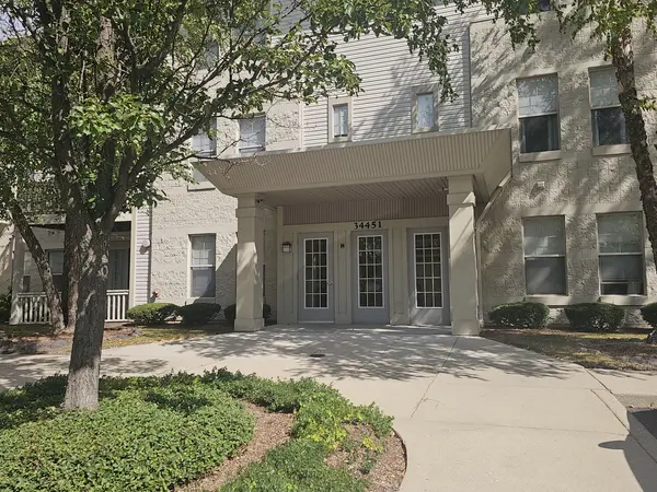 34451 N Old Walnut CIR #302,  Gurnee,  IL 60031