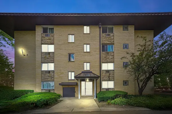 2226 S GOEBBERT RD #471, Arlington Heights, IL 60005