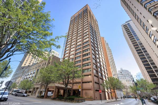 247 E CHESTNUT ST #1503, Chicago, IL 60611