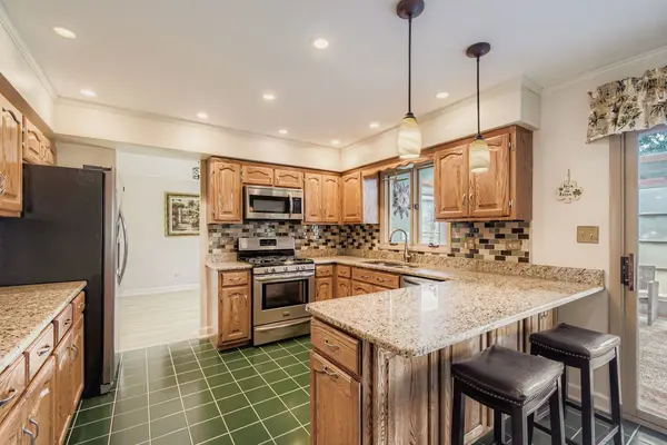9301 Birch AVE, Mokena, IL 60448
