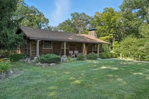 600 W 10th ST, Hobart, IN 46342