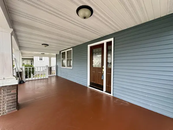 212 E Jefferson ST, Clinton, IL 61727