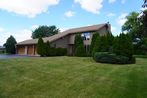 912 Apache TRL, Lake Villa, IL 60046