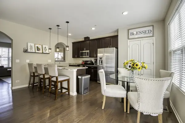 1177 Colfax AVE, Des Plaines, IL 60016