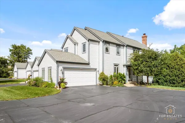 1315 Queen Ann LN, Gurnee, IL 60031