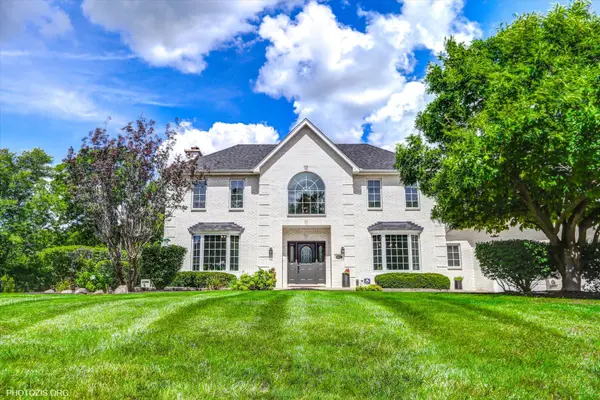 477 Mallard CT, Bloomingdale, IL 60108