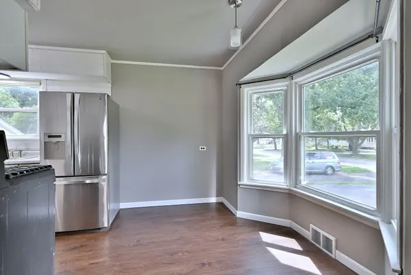 527 Fremont ST, West Chicago, IL 60185