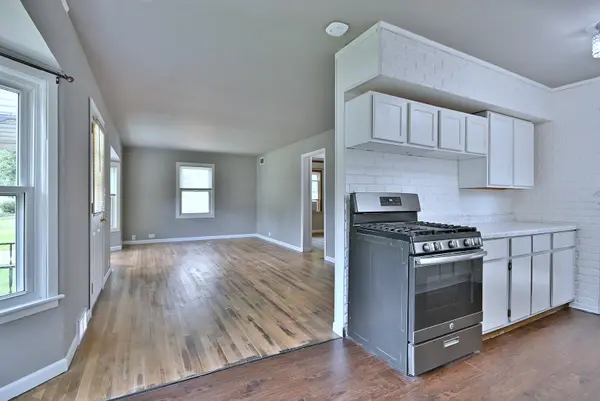 527 Fremont ST, West Chicago, IL 60185