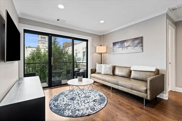4144 N Sheridan RD #407, Chicago, IL 60613