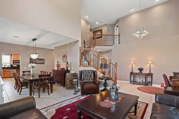 2245 Hazeltime DR, Vernon Hills, IL 60061