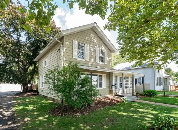 209 E 1st ST, Sandwich, IL 60548