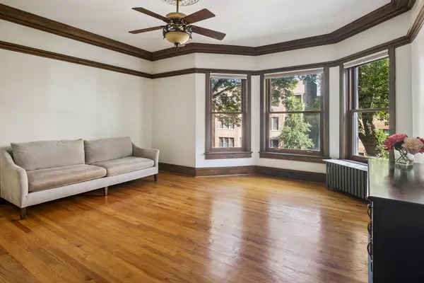 707 W Bittersweet PL #K2, Chicago, IL 60613