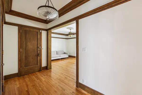 707 W Bittersweet PL #K2, Chicago, IL 60613