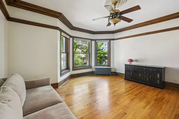 707 W Bittersweet PL #K2, Chicago, IL 60613
