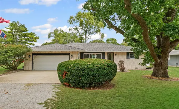 28 S MOERY DR, Bement, IL 61813