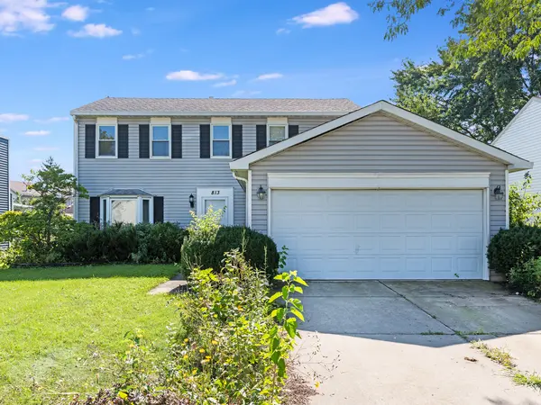 813 Kansas ST, Carol Stream, IL 60188