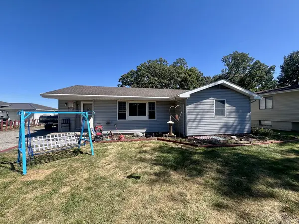 210 N Kentucky ST, Atwood, IL 61913