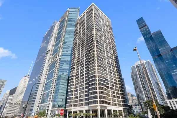 360 E Randolph ST #2005, Chicago, IL 60601