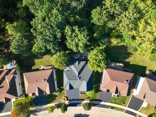 130 Regency DR, Bartlett, IL 60103