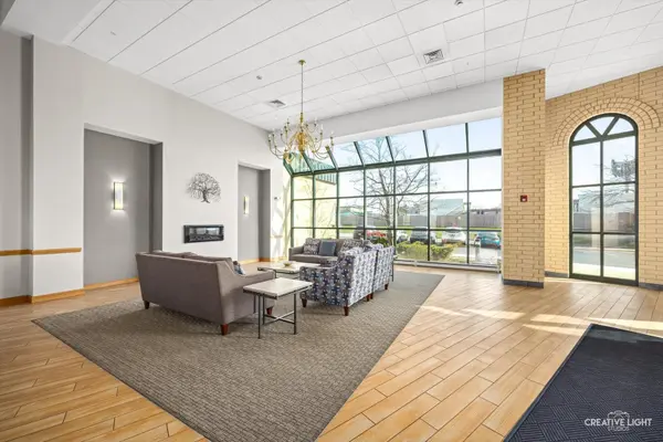1500 S Ardmore AVE #408, Villa Park, IL 60181