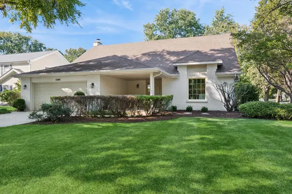 2400 Shasta DR, Lisle, IL 60532