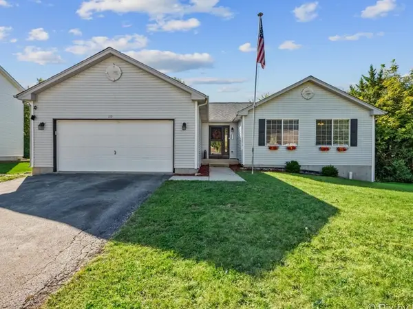 110 Shawnee LN,  Harvard,  IL 60033