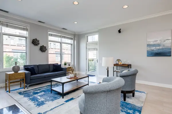 550 W Fulton ST #301, Chicago, IL 60661