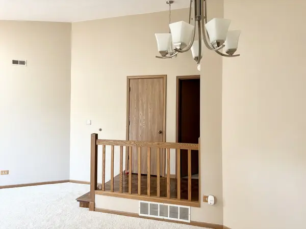 17218 Ridgeland AVE #3s, Tinley Park, IL 60477